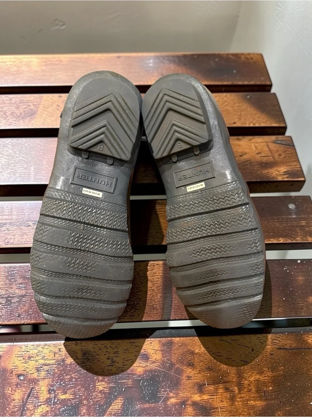 Hunter Gray Mid-Calf Rubber Rain Boots with Side Buckle